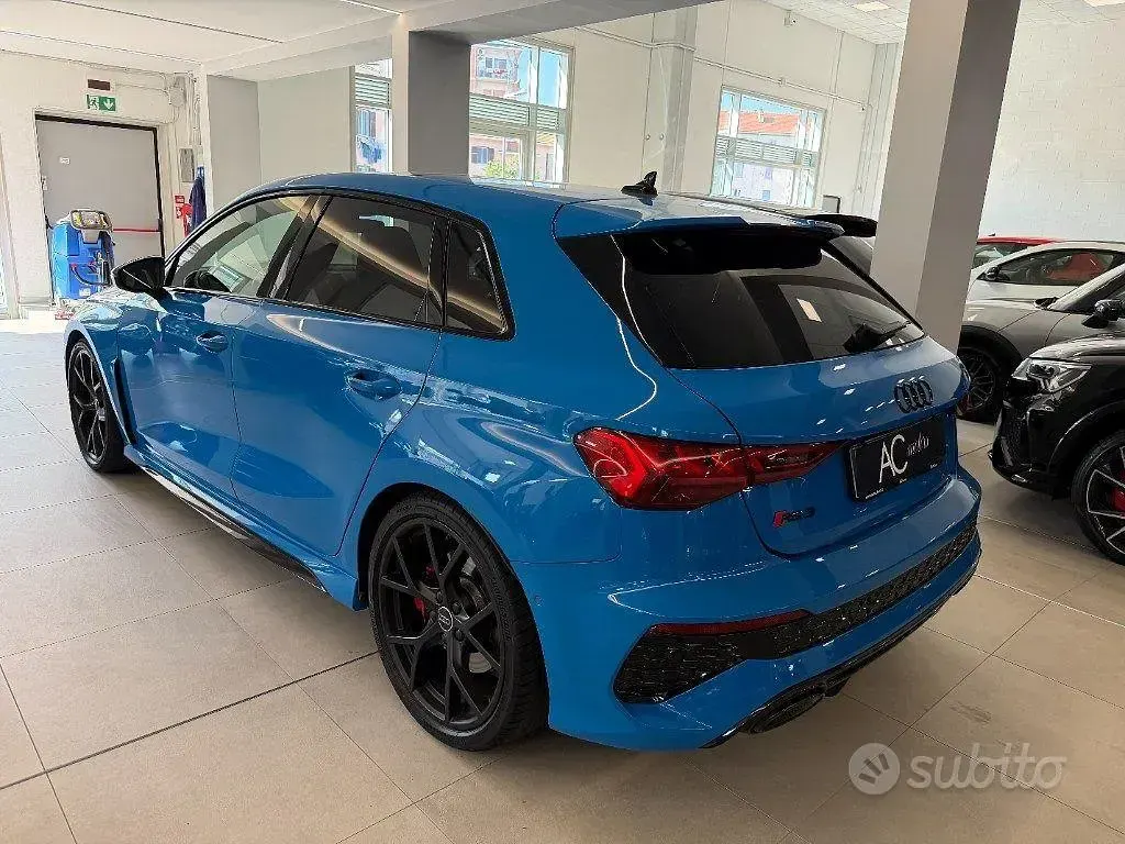 Usata Audi RS3 400 CV (294 kW) 2023 Blu Berlina