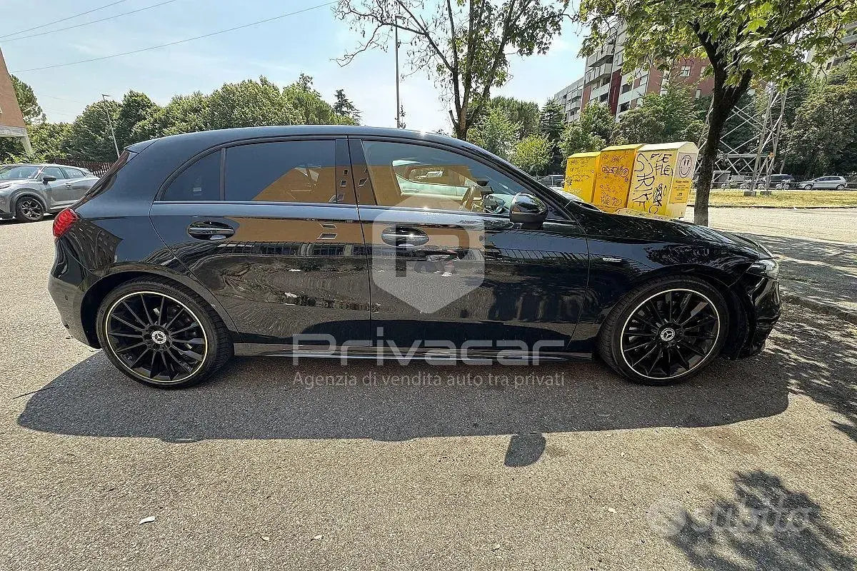Usata Mercedes A250 Premium 224 CV (164 kW) 2018 Nero Utilitaria