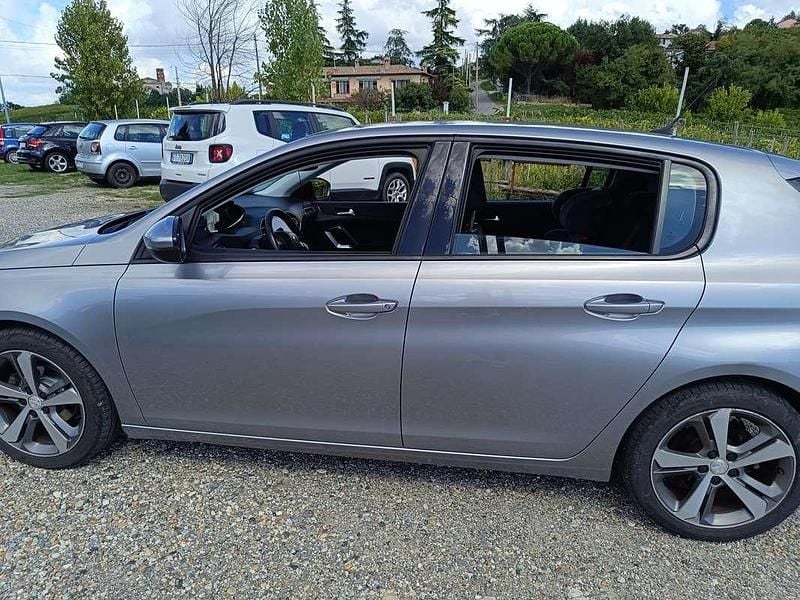 Usata Peugeot 308 Active 92 CV (67 kW) 2014 Grigio Berlina