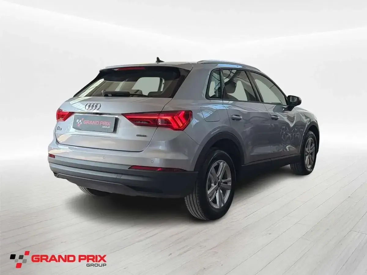 Usata Audi Q3 Business 150 CV (110 kW) 2024 Grigio SUV