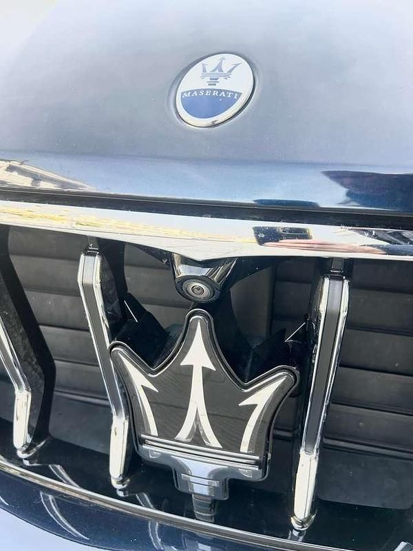 Usata Maserati Levante GT 330 CV (242 kW) 2021 Blu triplo strato SUV