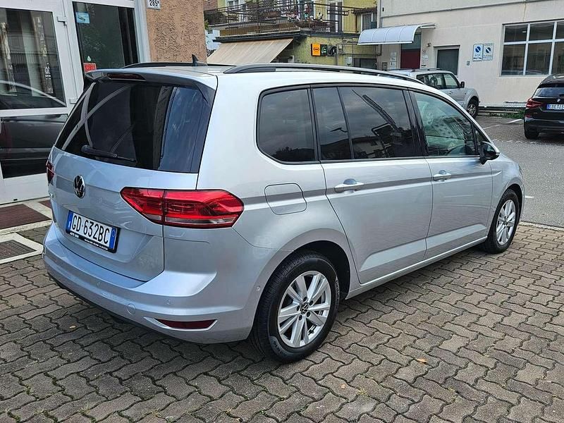 Usata VW Touran 116 CV (85 kW) 2020 Argento Monovolume