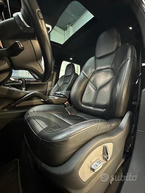 Usata Porsche Cayenne 250 CV (183 kW) 2014 Bianco SUV