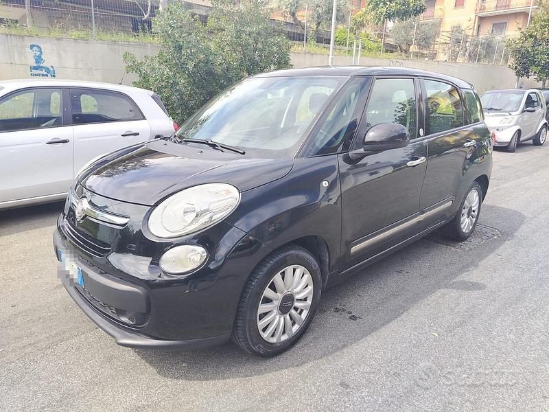Usata Fiat 500L Living 105 CV (77 kW) 2015 Nero Monovolume