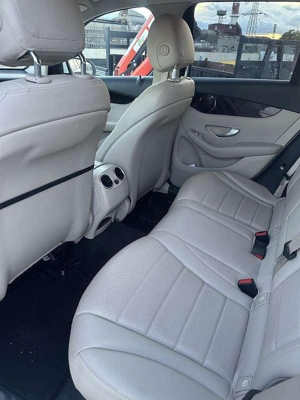 Usata Mercedes GLC220 170 CV (125 kW) 2016 Bianco SUV