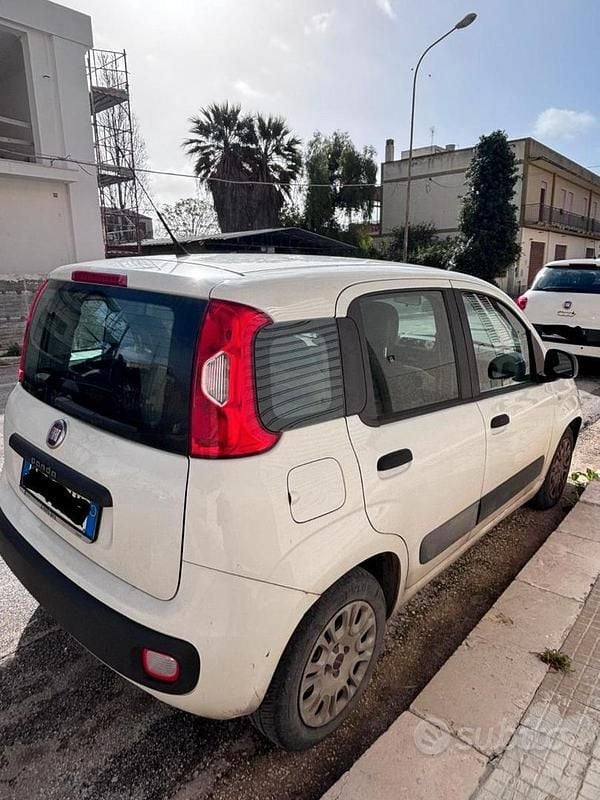 Usata Fiat Panda Easy 95 CV (69 kW) 2016 Bianco Utilitaria