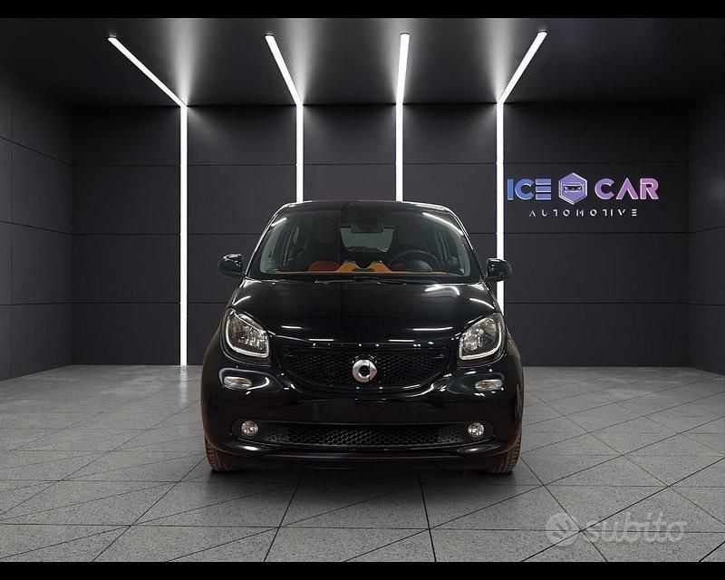 Usata Smart ForFour Passion 71 CV (52 kW) 2015 Nero Utilitaria