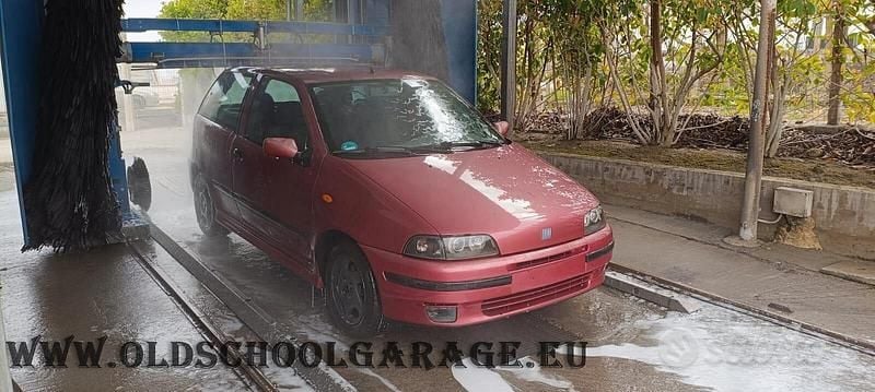 Usata Fiat Punto 136 CV (100 kW) 1999 Rosso Utilitaria