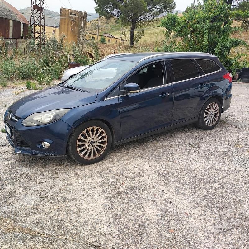 Usata Ford Focus 2011 Blu Station wagon