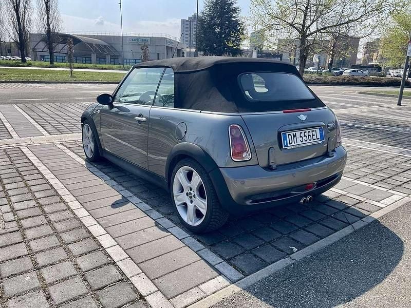 Usata Mini Cooper S Cabriolet 170 CV (125 kW) 2007 Cabrio