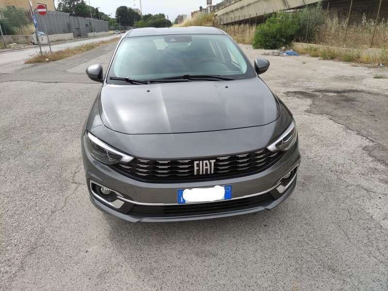 Usata Fiat Tipo Business 131 CV (96 kW) 2021 Grigio Berlina