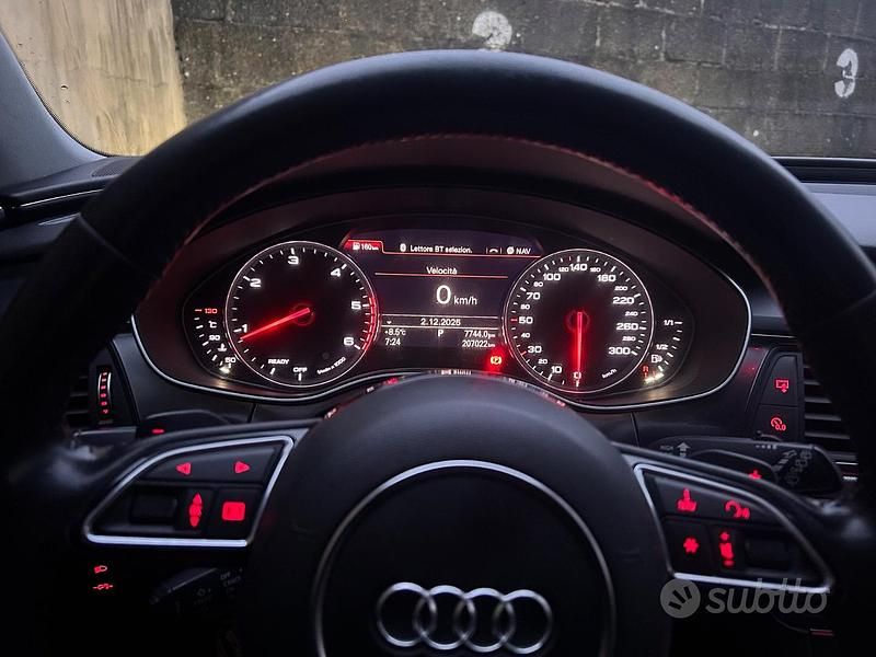 Usata Audi A6 Business Plus 190 CV (139 kW) 2016 Grigio Station wagon