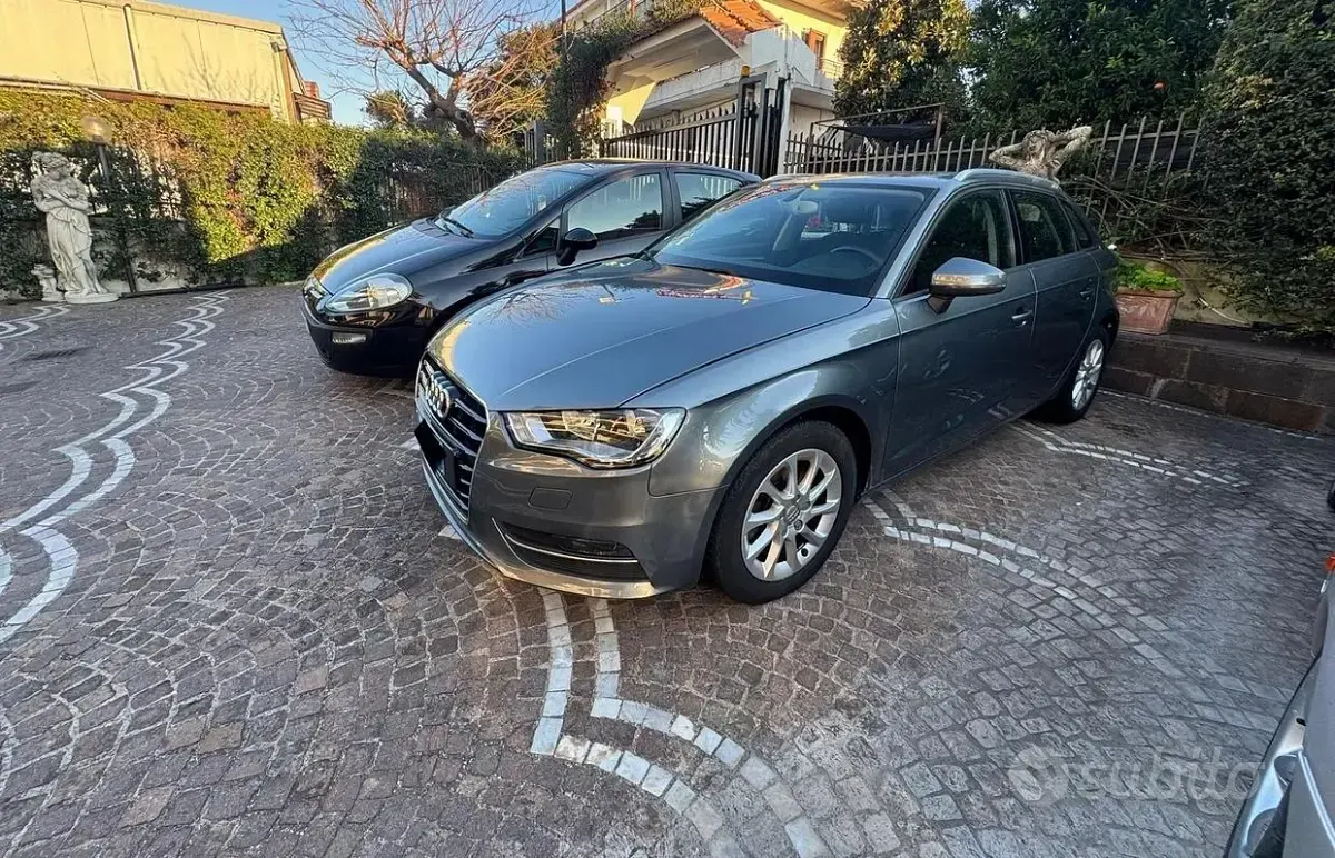 Usata Audi A3 Admired 110 CV (80 kW) 2015 Grigio Berlina
