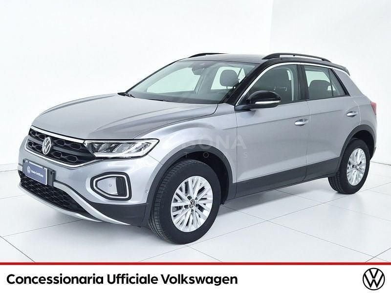 Pyrit silver / nero Usata 2023 VW T-Roc Life SUV | 25.800 € (Ottimo prezzo) - Immagine 1/4