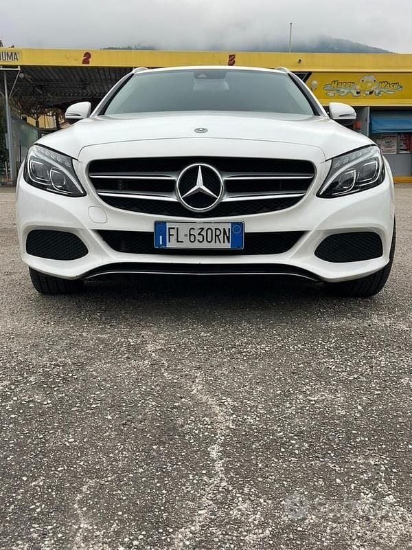 Usata Mercedes C220 170 CV (125 kW) 2017 Bianco Station wagon