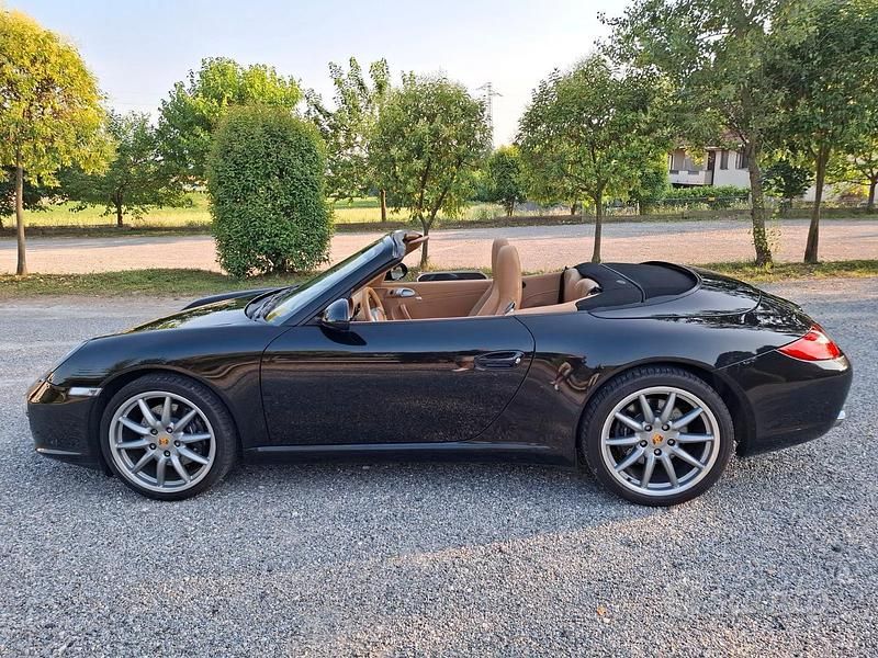 Usata Porsche 997 340 CV (250 kW) 2011 Nero Cabrio
