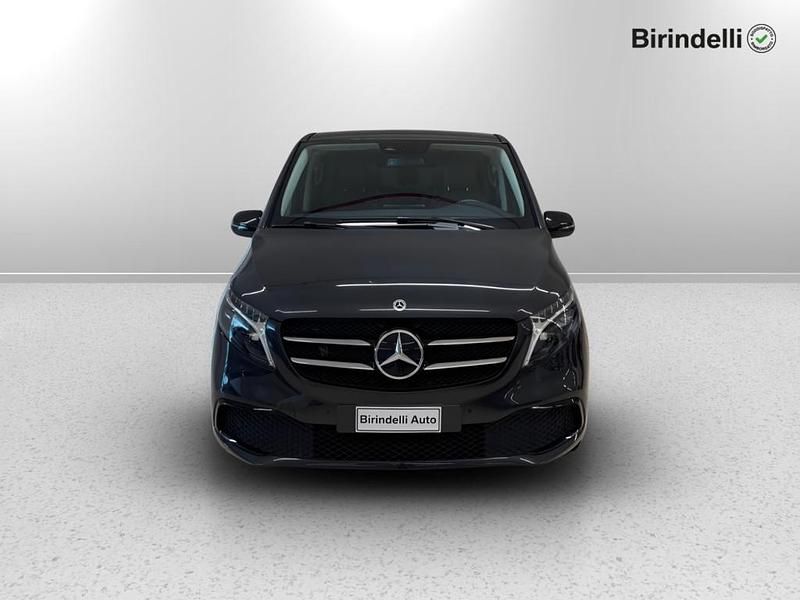 Usata Mercedes V300 Exclusive 236 CV (173 kW) 2023 Grigio Monovolume
