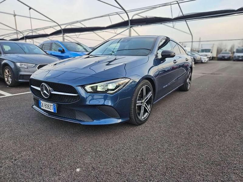 Usata Mercedes CLA200 Shooting Brake 150 CV (110 kW) 2022 Grigio Station wagon