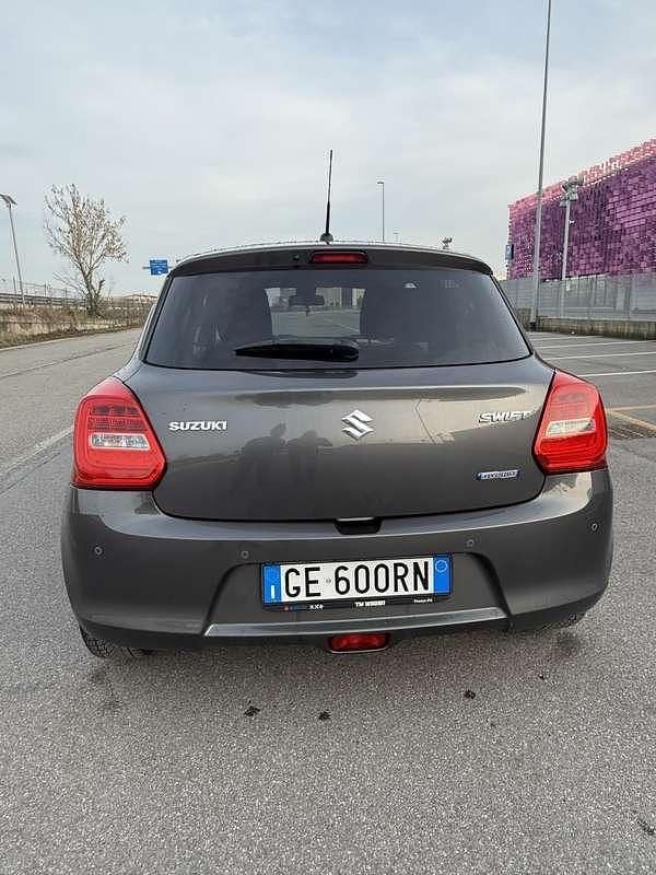 Second-hand Suzuki Swift 90 CP (66 kW) 2021 Gri Hatchback