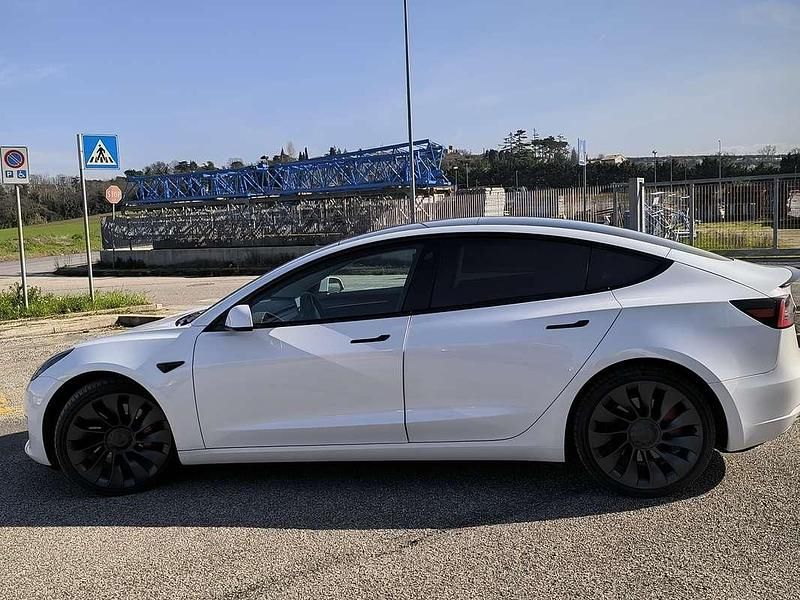 Usata Tesla Model 3 Performance 155 kW (211 CV) 2023 Berlina