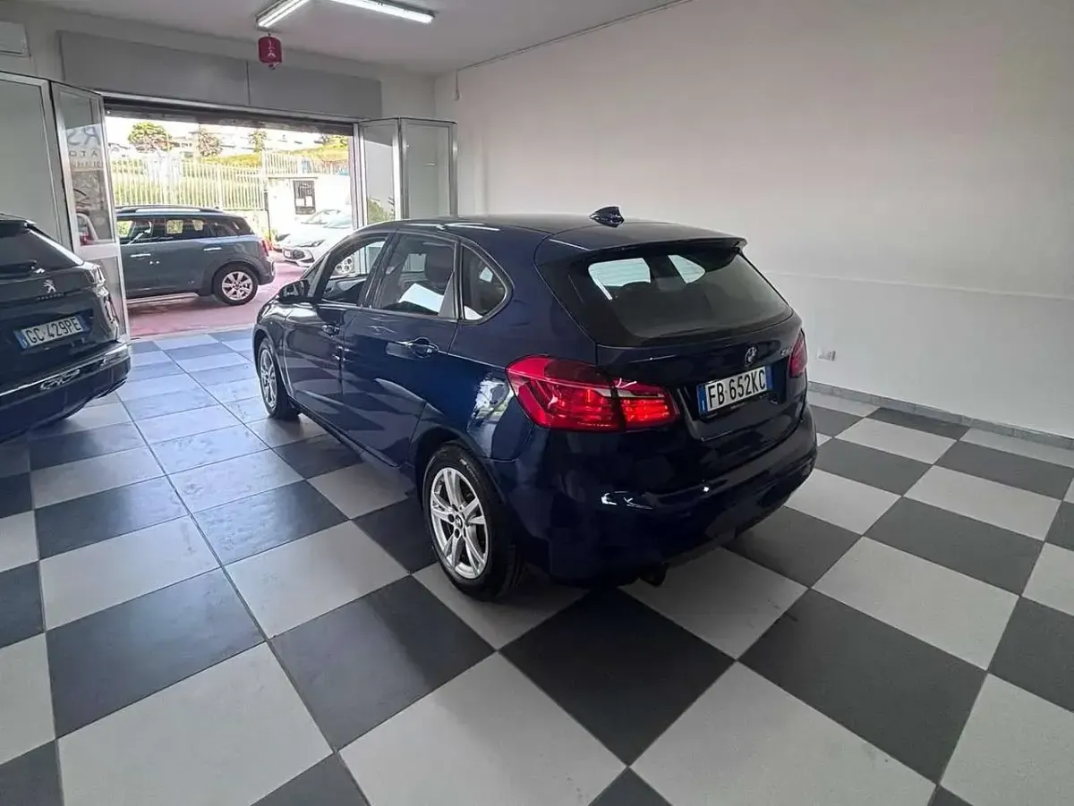 Usata BMW 216 Active Tourer 116 CV (85 kW) 2015 Blu/azzurro Monovolume