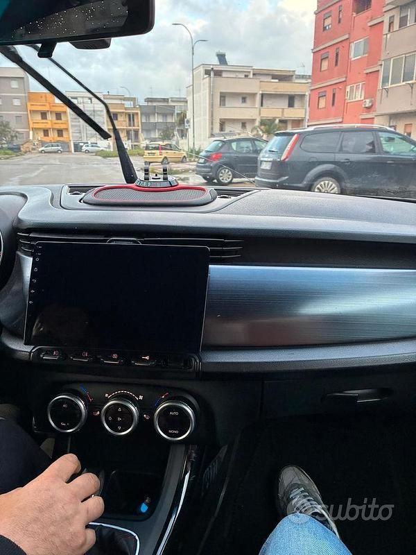 Usata Alfa Romeo Giulietta 140 CV (102 kW) 2012 Nero Utilitaria