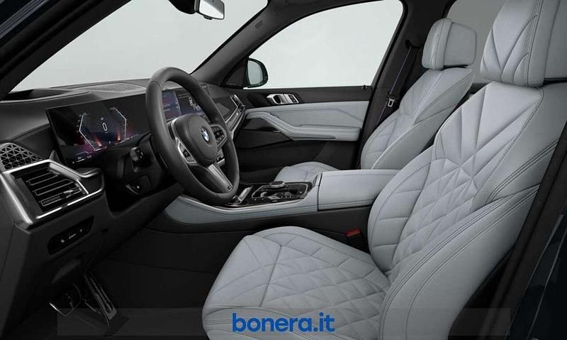 Nuova BMW X5 M Sport 298 CV (219 kW) 2026 Carbon black metallizzato SUV