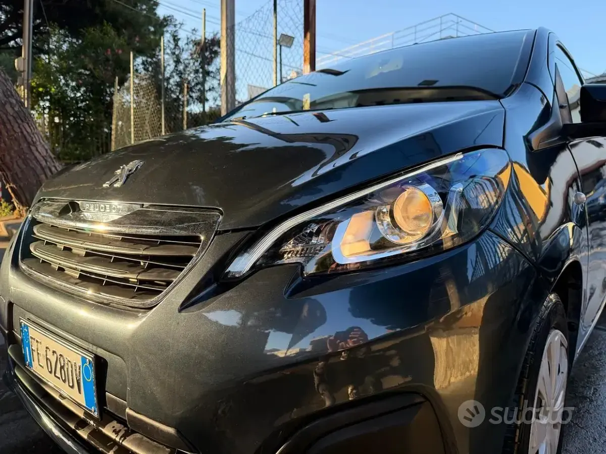Usata Peugeot 108 Active 69 CV (50 kW) 2016 Blu Berlina