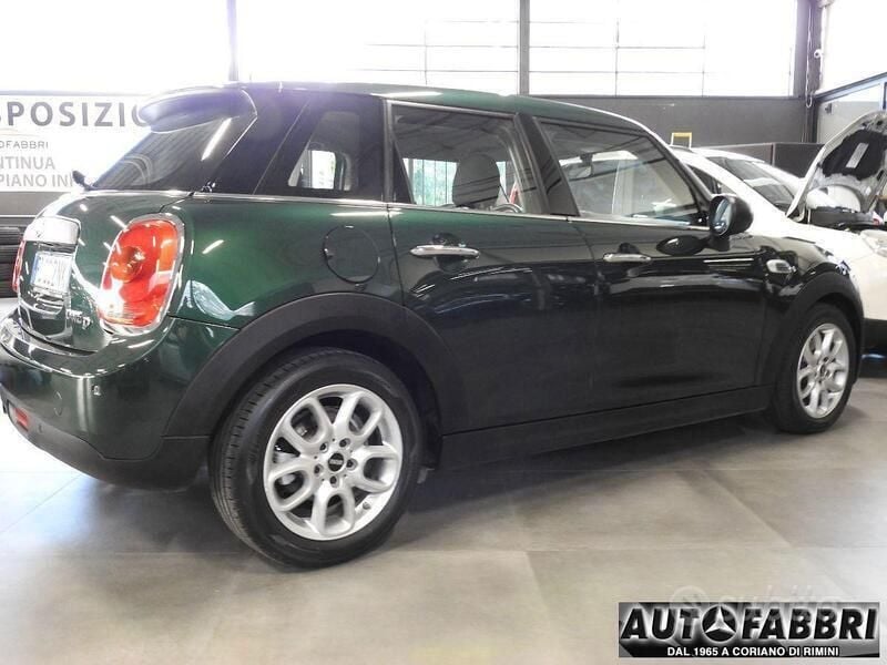 Usata Mini One D 95 CV (69 kW) 2016 Verde Utilitaria