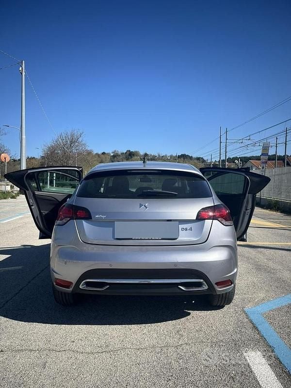 Usata DS Automobiles DS4 Sport Chic 120 CV (88 kW) 2017 Grigio Berlina