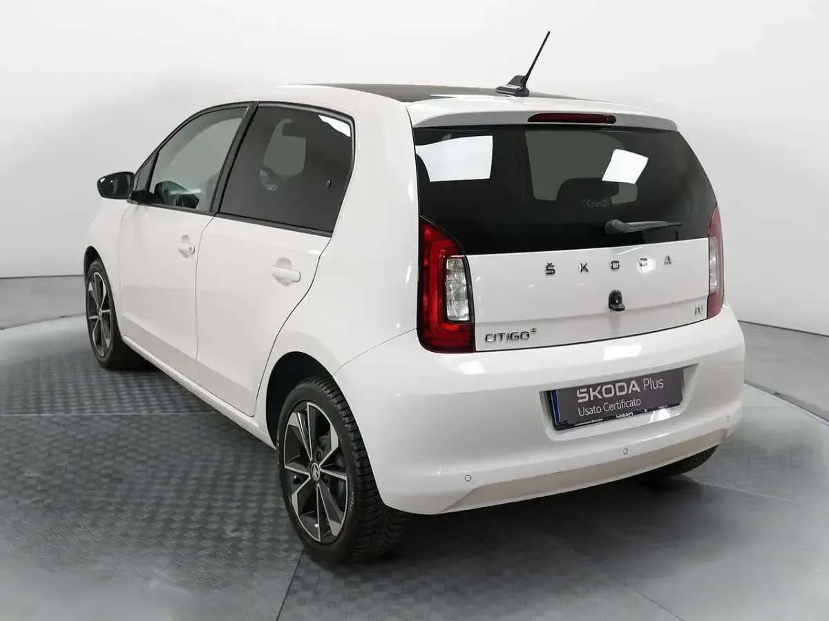 Usata Skoda Citigo-e IV Style 61 kW (83 CV) 2020 Bianco Utilitaria