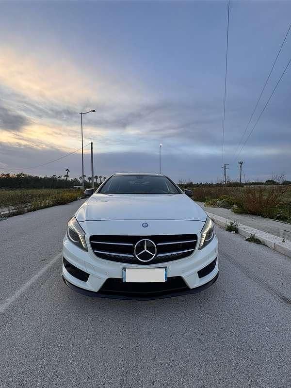 Usata Mercedes A180 Edition 109 CV (80 kW) 2015 Berlina