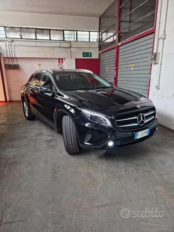 Usata Mercedes GLA200 2016 Nero SUV