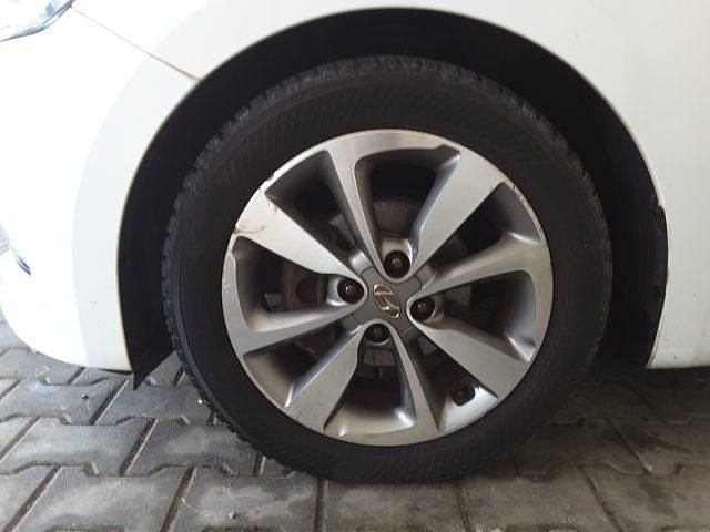 Usata Hyundai i20 Style 84 CV (61 kW) 2015 Bianco Utilitaria