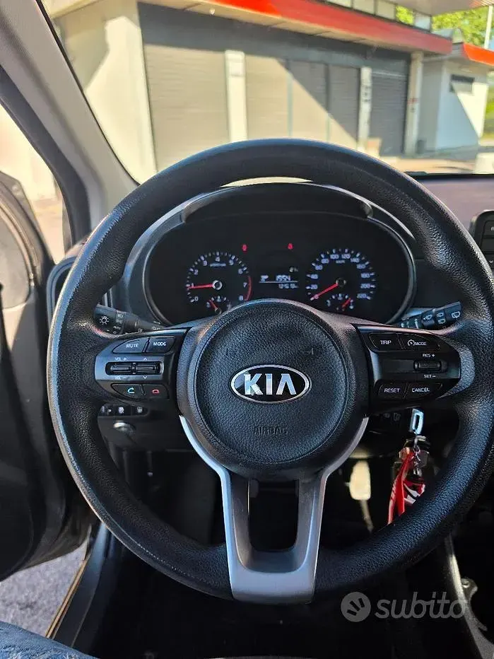Usado Kia Picanto 67 CV (49 kW) 2018 Utilitario