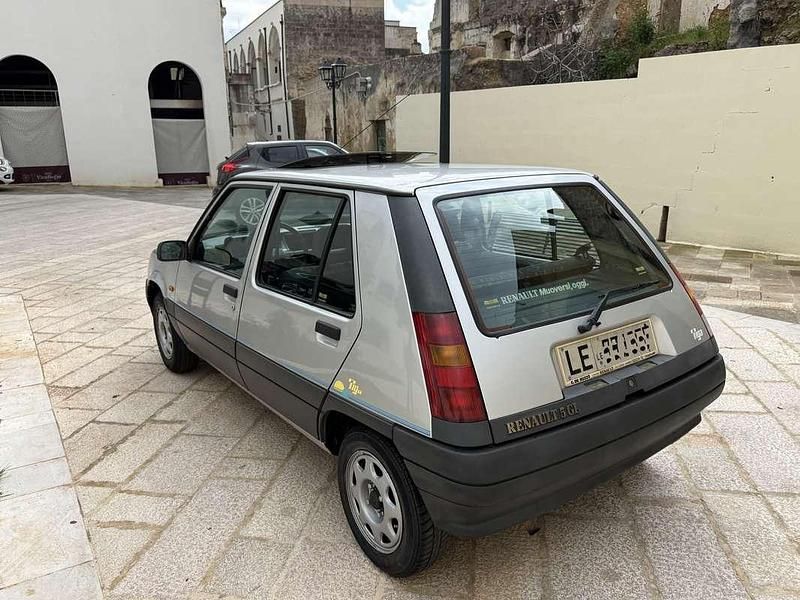 Usata Renault Super 5 46 CV (33 kW) 1988 Utilitaria