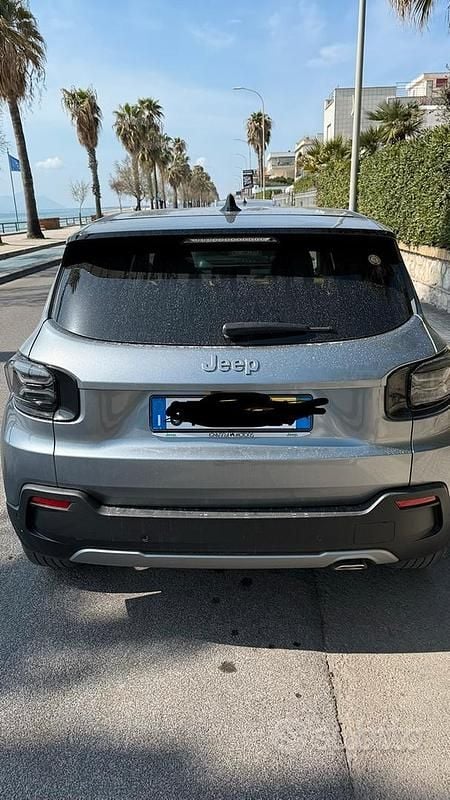 Usata Jeep Avenger Longitude 101 CV (74 kW) 2024 Grigio SUV