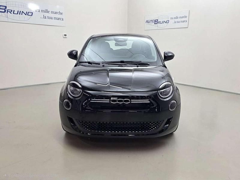 Nuova Fiat 500 Icon 65 CV (47 kW) 2026 Nero Utilitaria