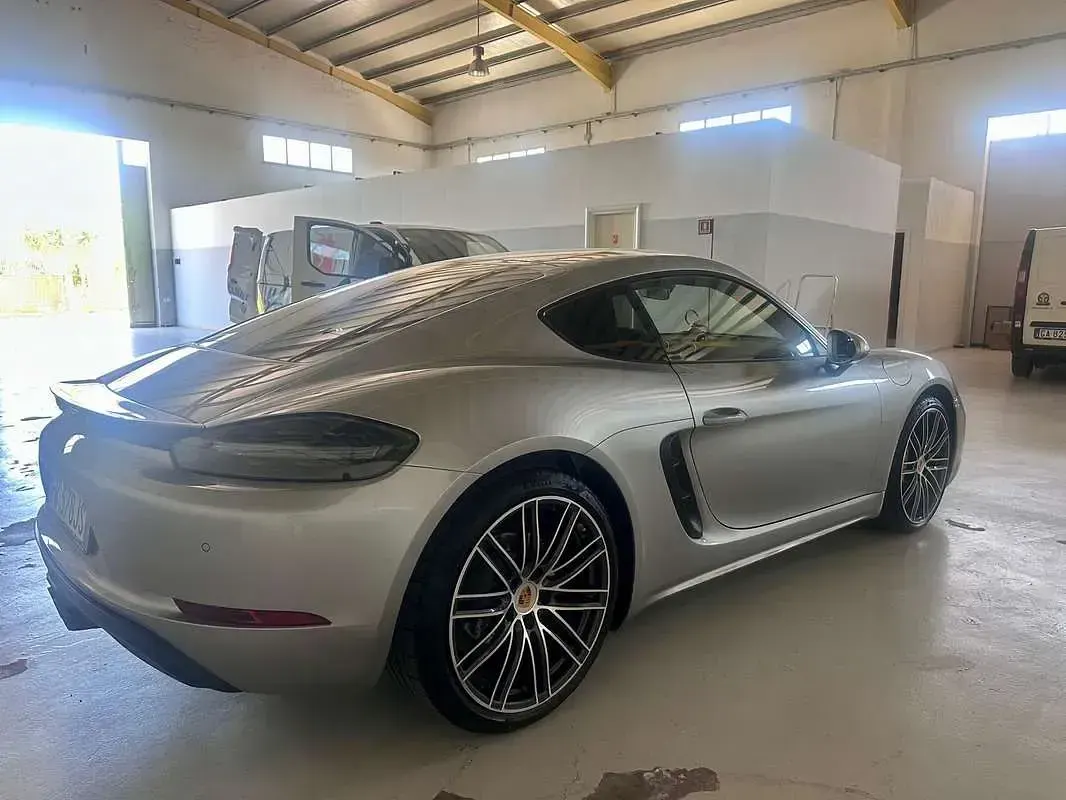 Usata Porsche 718 299 CV (219 kW) 2018 Grigio Coupé