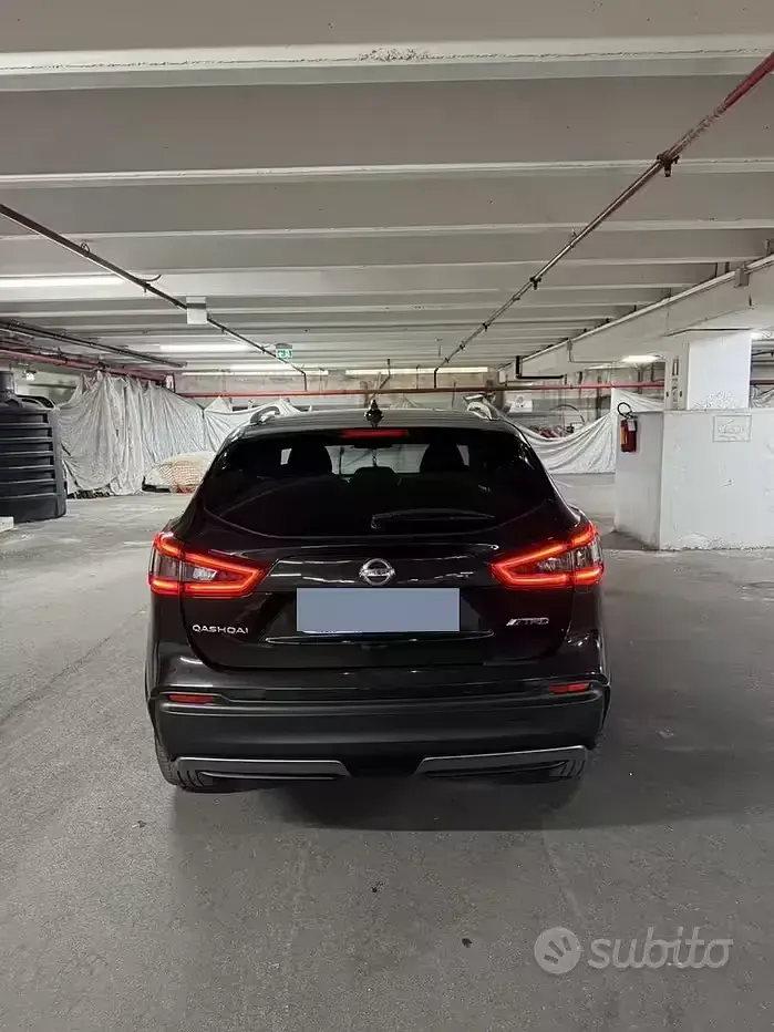 Usata Nissan Qashqai 110 CV (80 kW) 2018 Nero SUV
