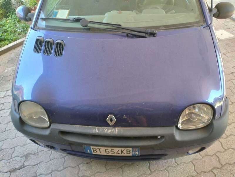 Blu/azzurro Usata 2001 Renault Twingo Privilege Due volumi | 900 € (Ottimo prezzo) - Immagine 1/4