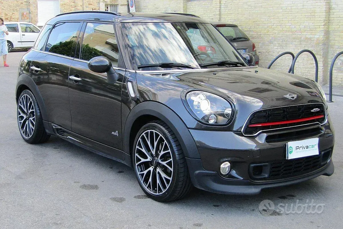 Usata Mini Cooper SD Countryman 143 CV (105 kW) 2014 Grigio SUV