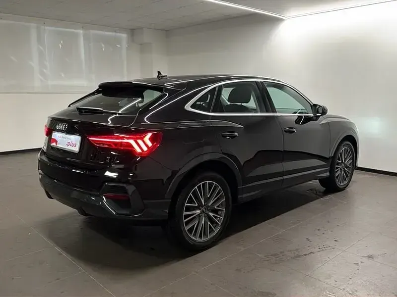 Usata Audi Q3 Sportback Ambiente 150 CV (110 kW) 2025 Nero SUV