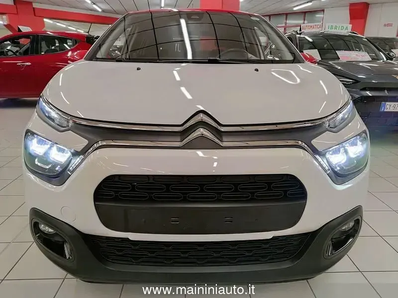 Usata Citroën C3 Shine 83 CV (61 kW) 2023 Bianco Utilitaria