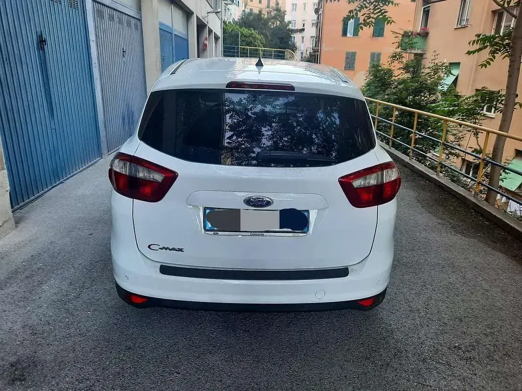 Usata Ford C-MAX Titanium 116 CV (85 kW) 2015 Bianco Monovolume