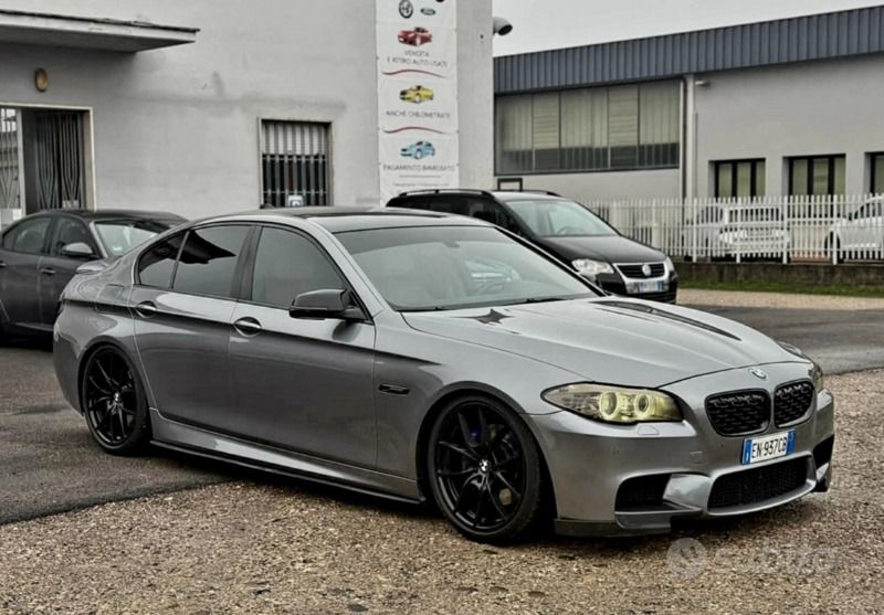 Grigio Usata 2012 BMW 530 Tre volumi | 23.000 € - Immagine 1/4