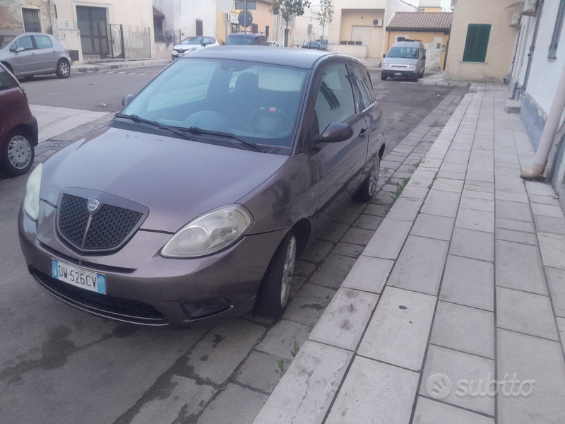 Venduto Lancia Ypsilon GPL gomme nuov. - auto usate in vendita