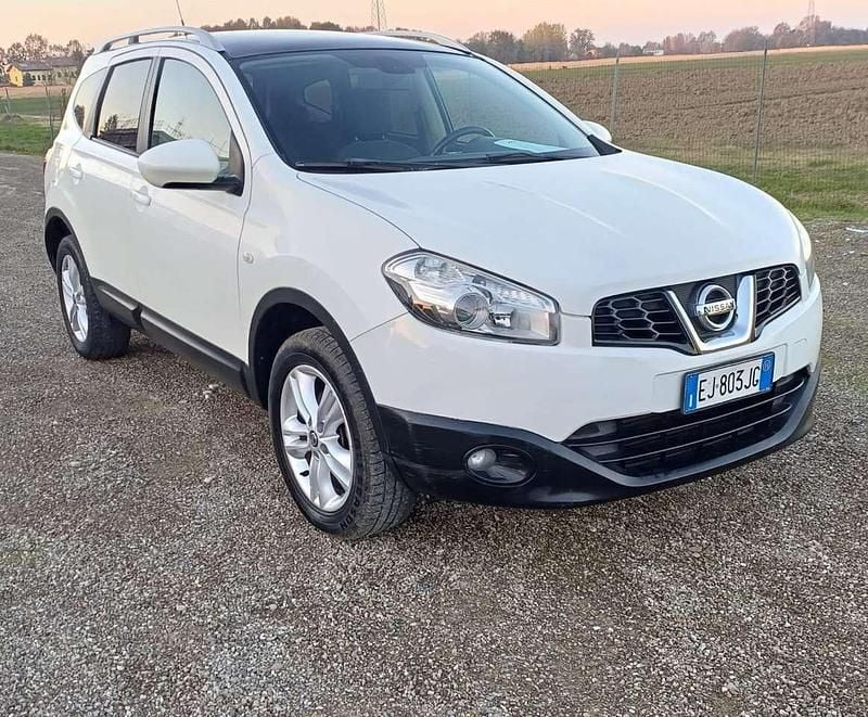 Bianco Usata 2011 Nissan Qashqai +2 Visia SUV | 6000 € (Buon prezzo) - Immagine 1/4