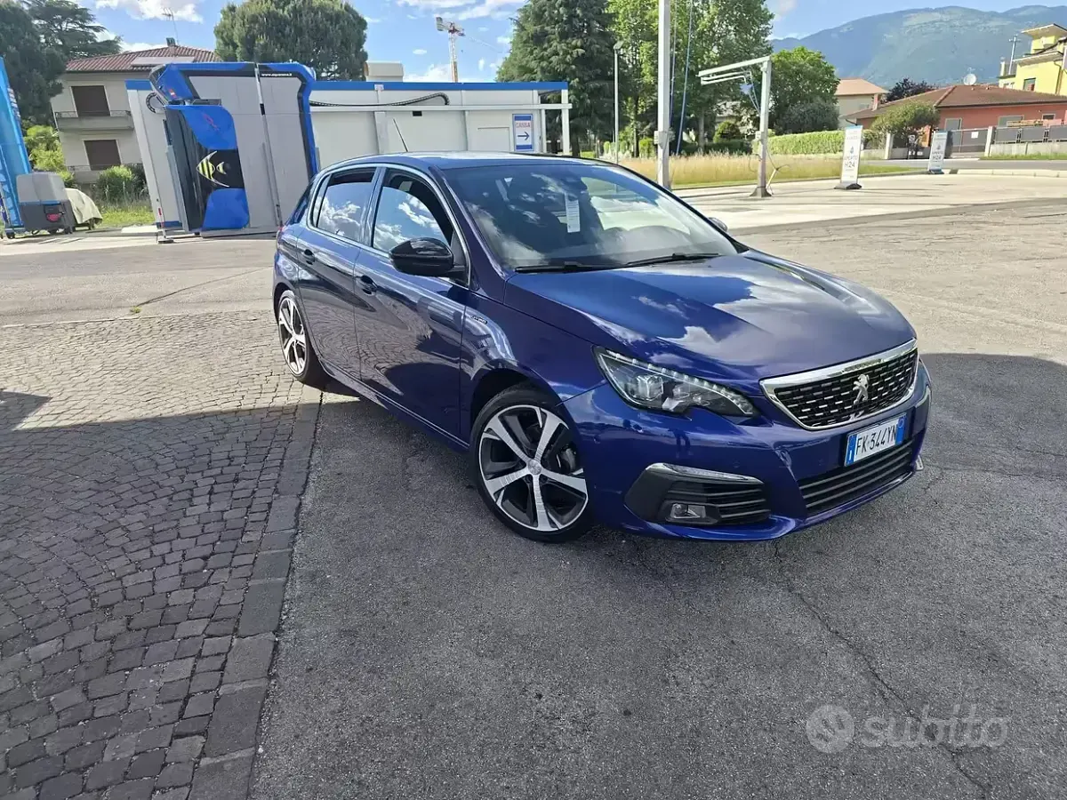 Usata Peugeot 308 GT-line 131 CV (96 kW) 2017 Blu Berlina