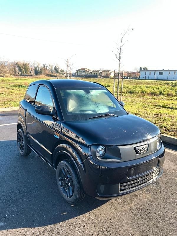 Usata Ligier Myli 2023 Nero Utilitaria